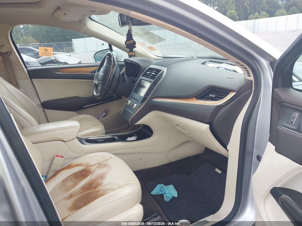 2015 LINCOLN MKC · 5/10