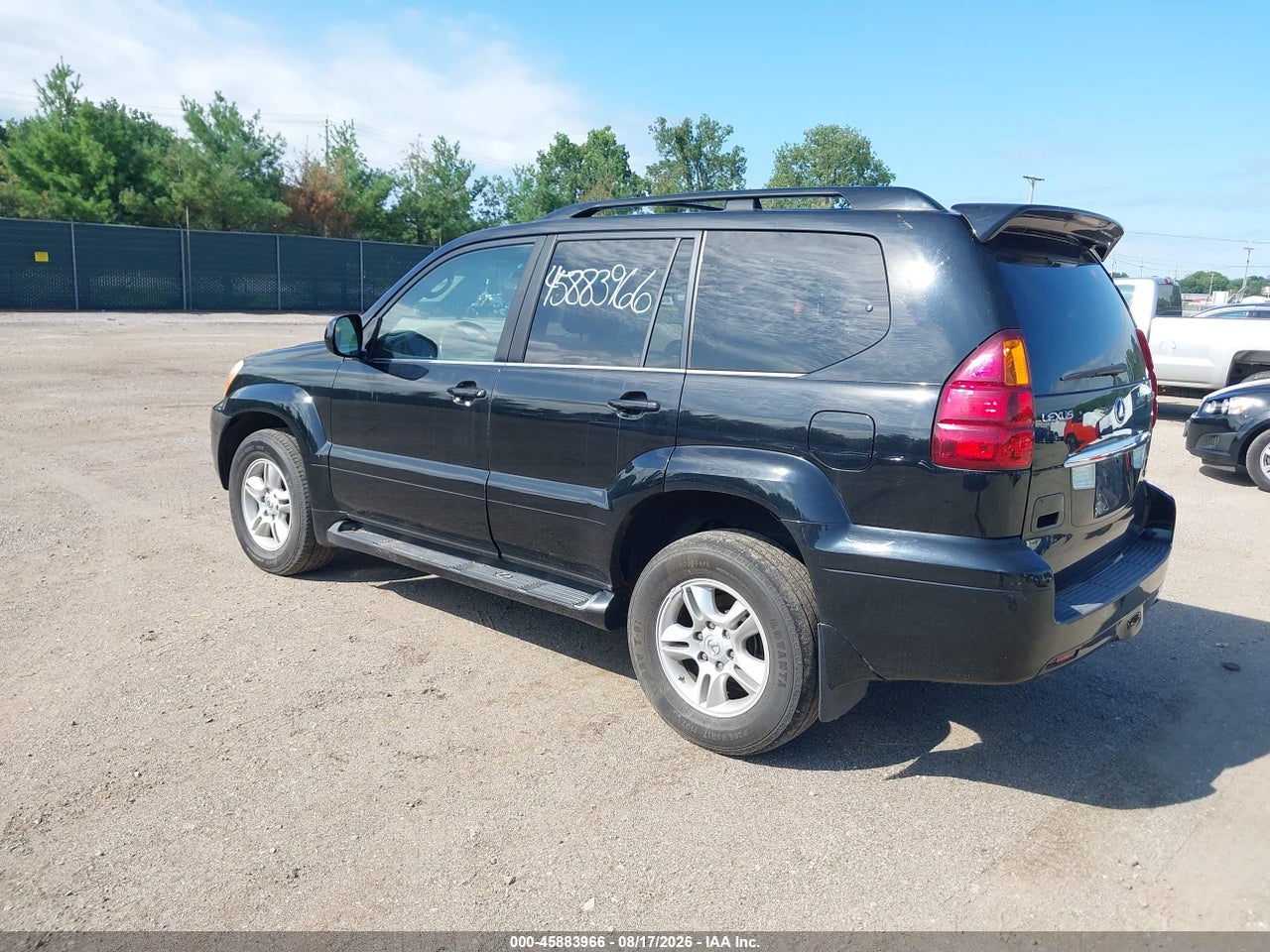 2004 LEXUS GX 470 · 3/11