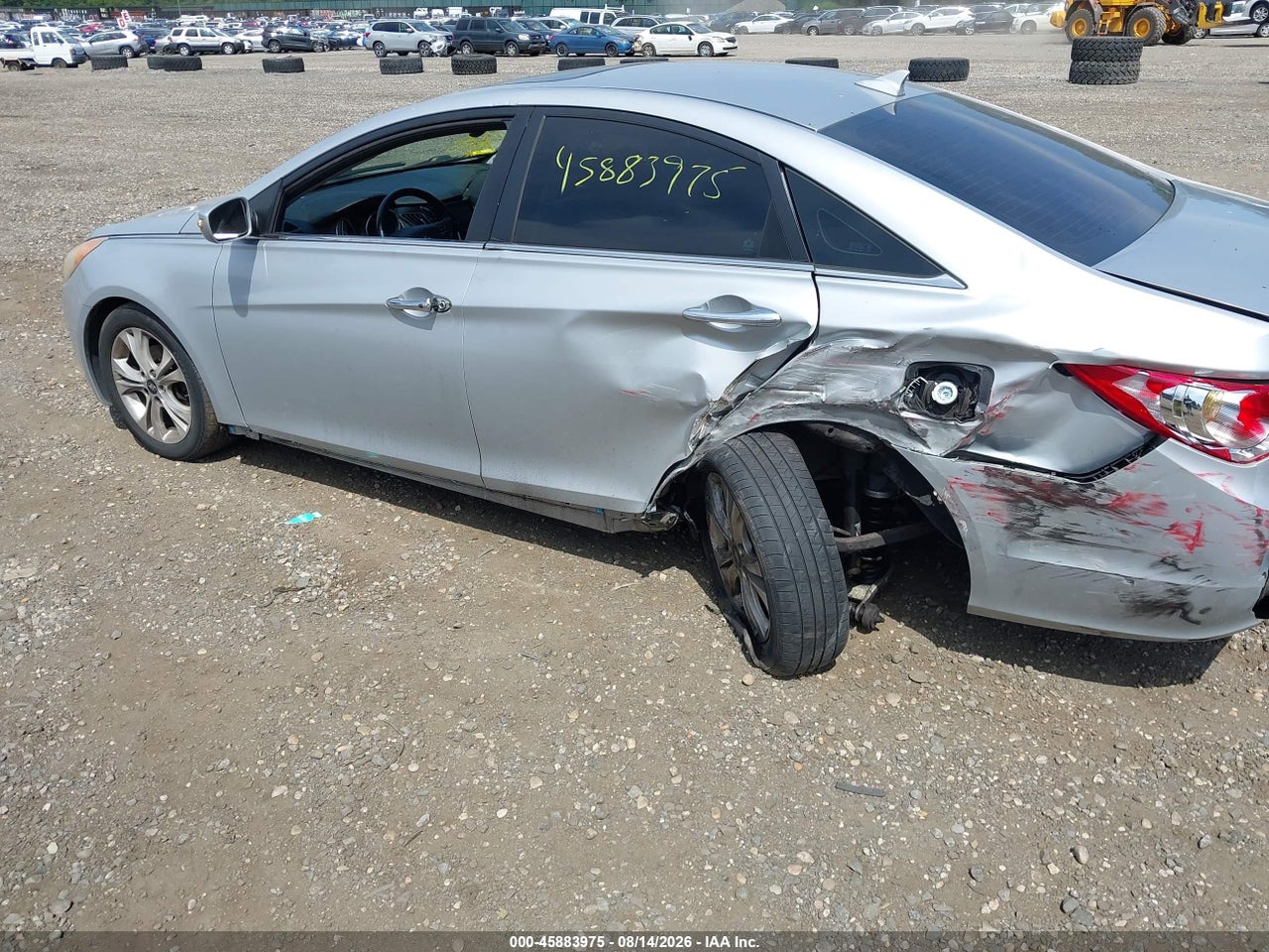 2011 HYUNDAI SONATA LIMITED · 6/11