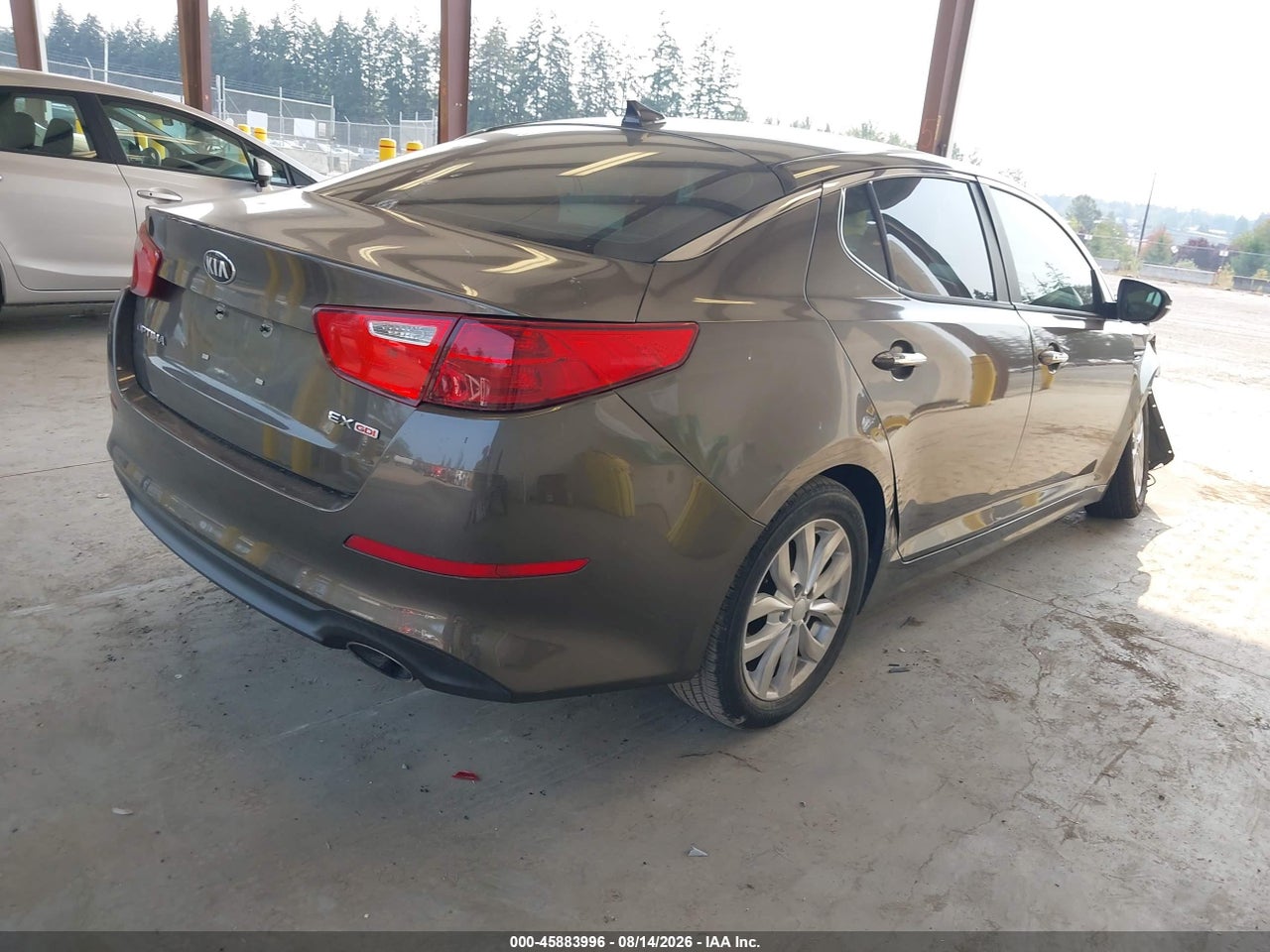2015 KIA OPTIMA EX · 4/10