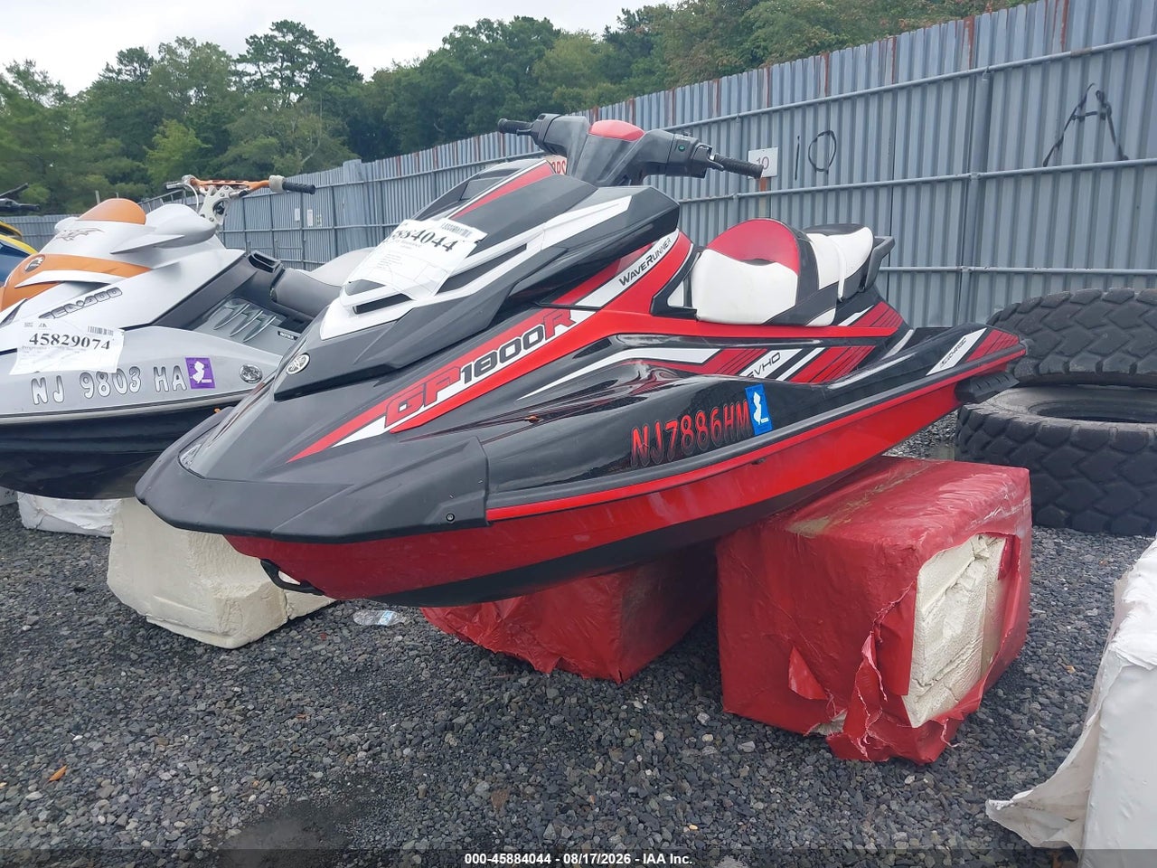 2019 YAMAHA GP1800 · 2/10