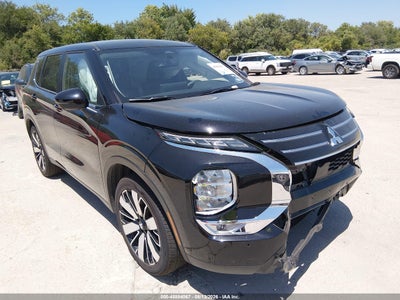 2026 MITSUBISHI OUTLANDER LE 2.5 2WD/SE 2.5 2WD