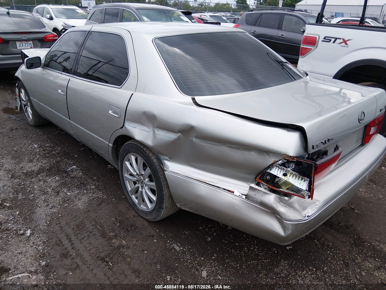2000 LEXUS LS 400 · 3/11