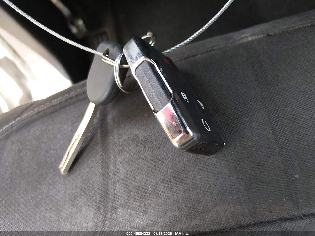 1GTG5CEA5G1****** · 2016 GMC CANYON 2WD SLE · 11/11