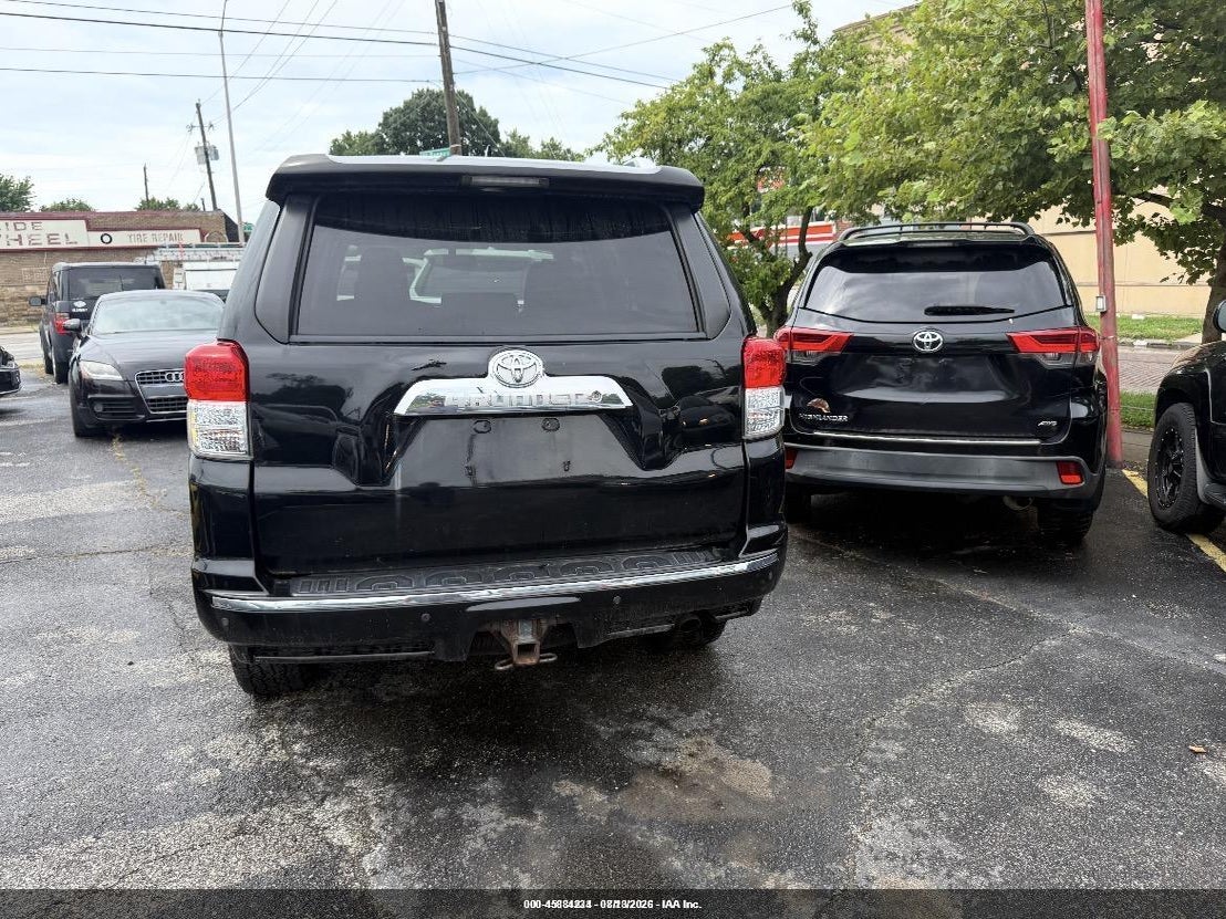 2010 TOYOTA 4RUNNER SR5 V6 · 6/10