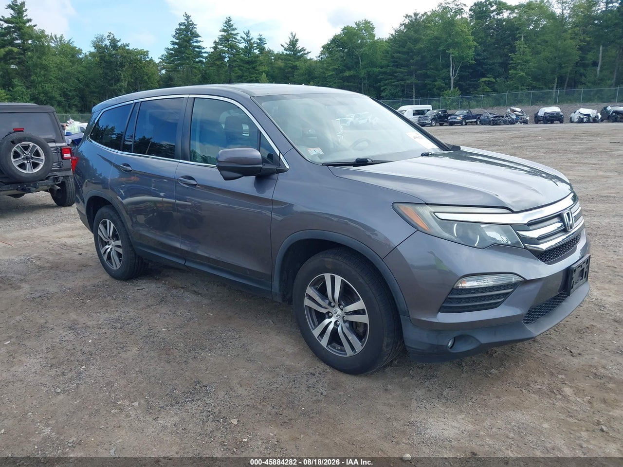5FNYF6H56GB****** · 2016 HONDA PILOT EX-L