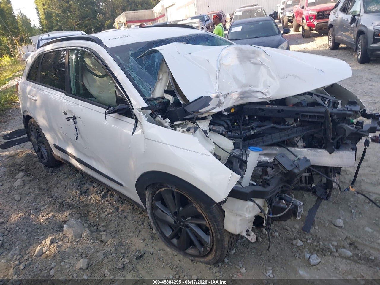 KNDCC3LC6H5****** · 2017 KIA NIRO EX