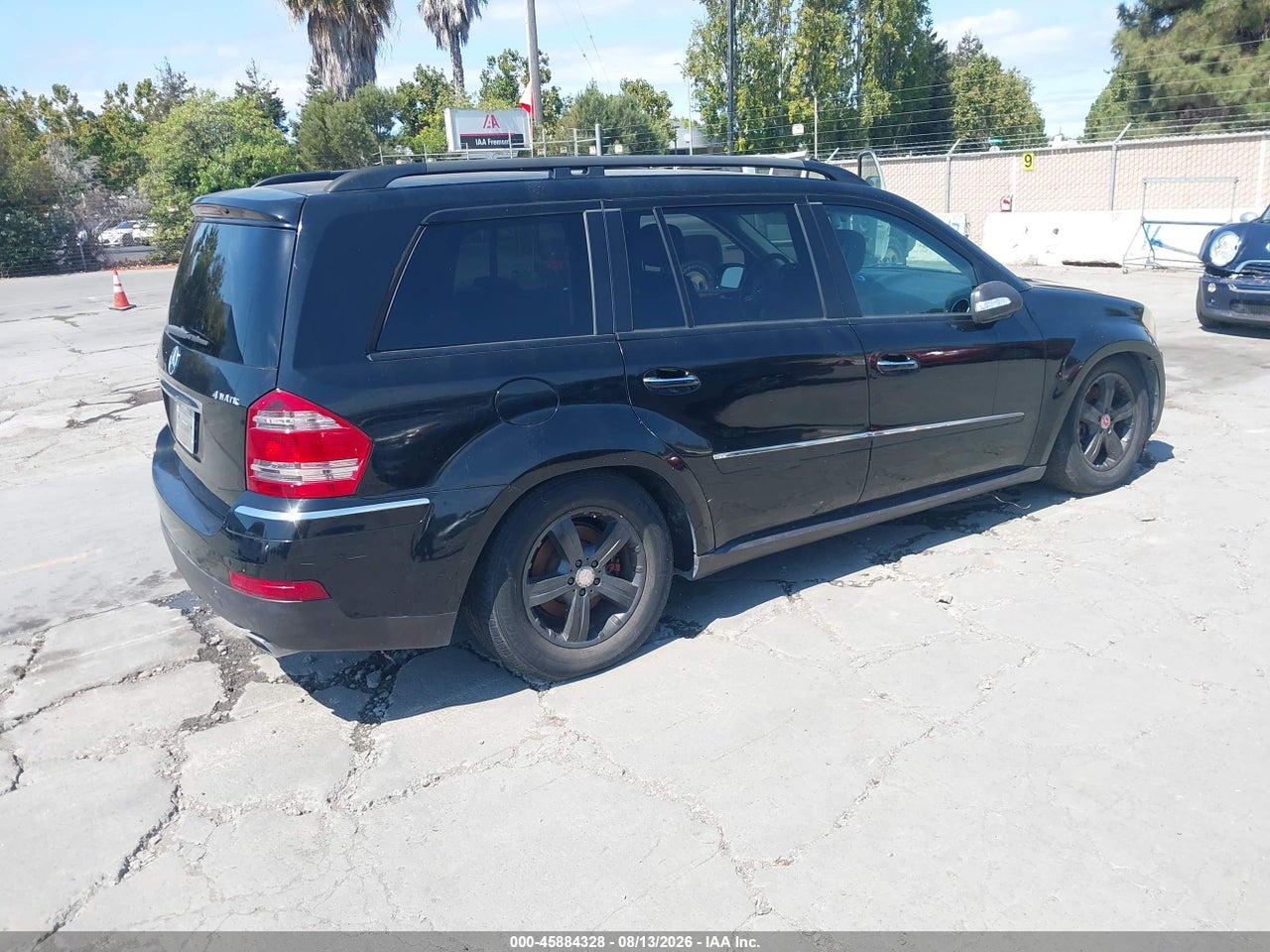 2007 MERCEDES-BENZ GL 450 4MATIC · 4/11