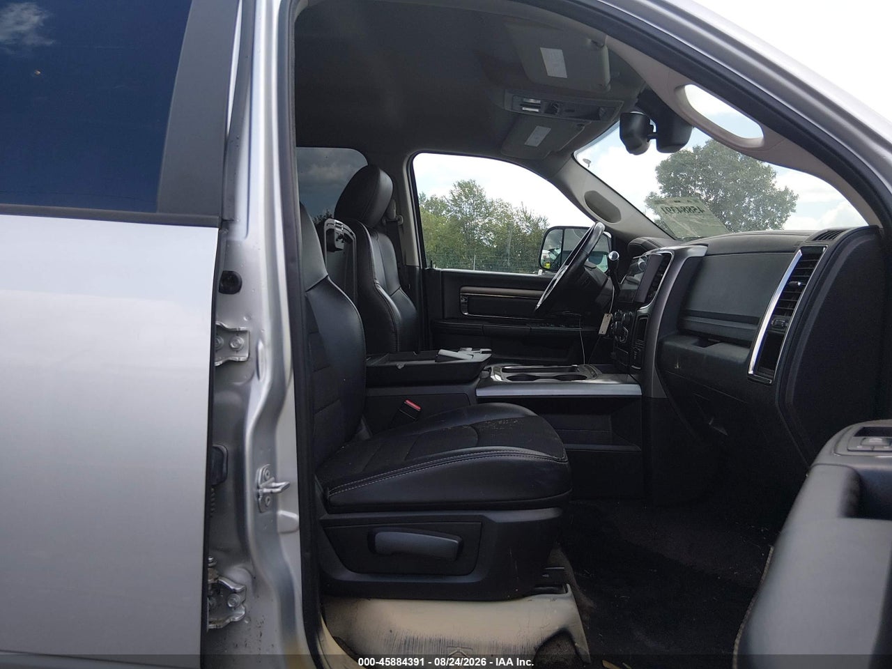 2018 RAM 2500 BIG HORN  4X4 8' BOX · 5/11