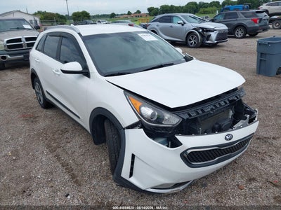 KNDCB3LC2K5****** · 2019 KIA NIRO LX