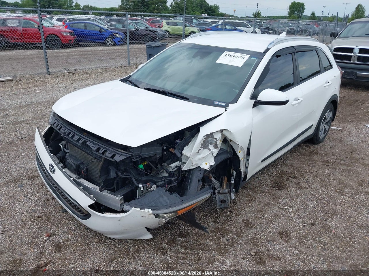 2019 KIA NIRO LX · 2/10