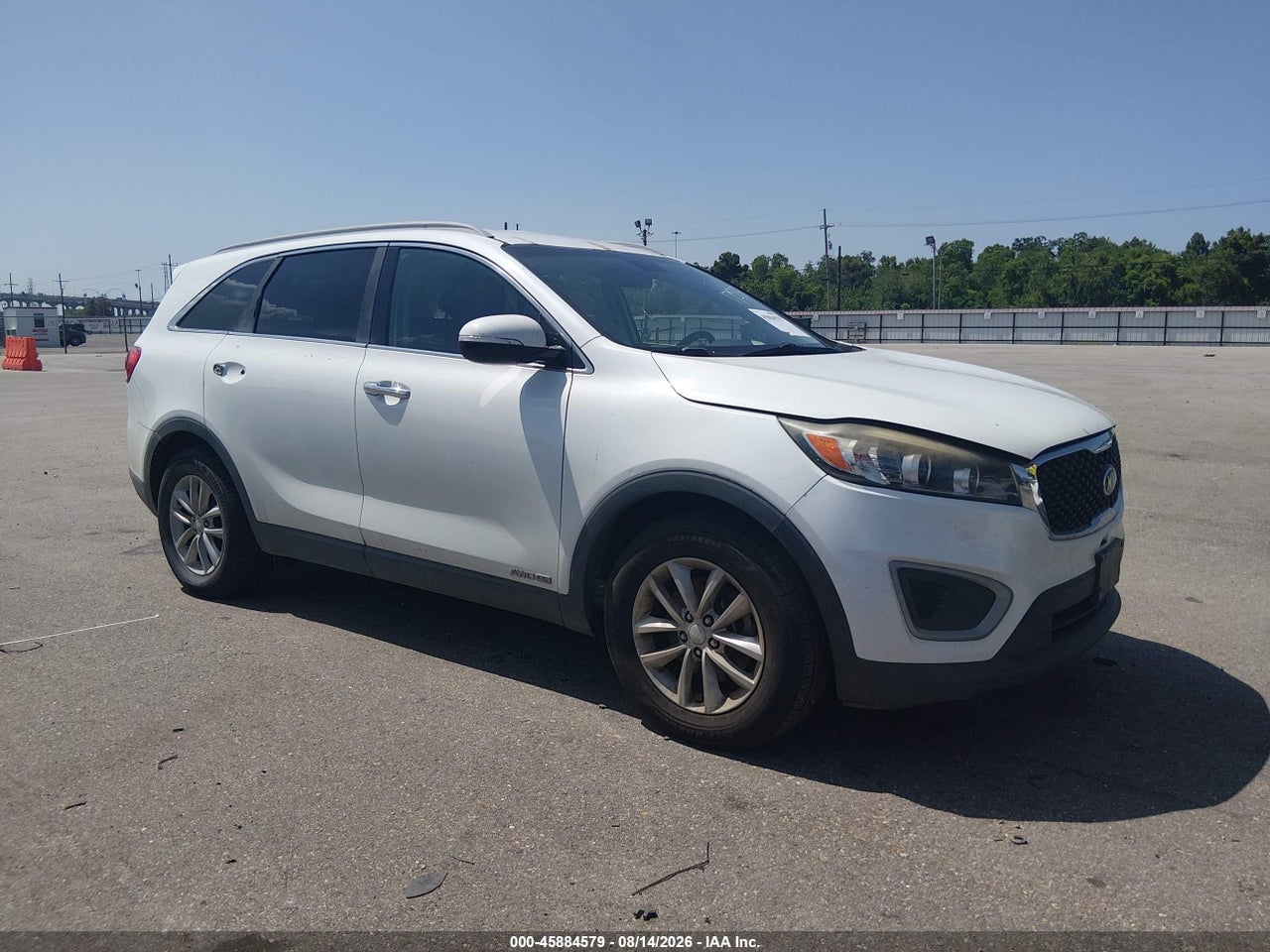 5XYPGDA50GG****** · 2016 KIA SORENTO 3.3L LX