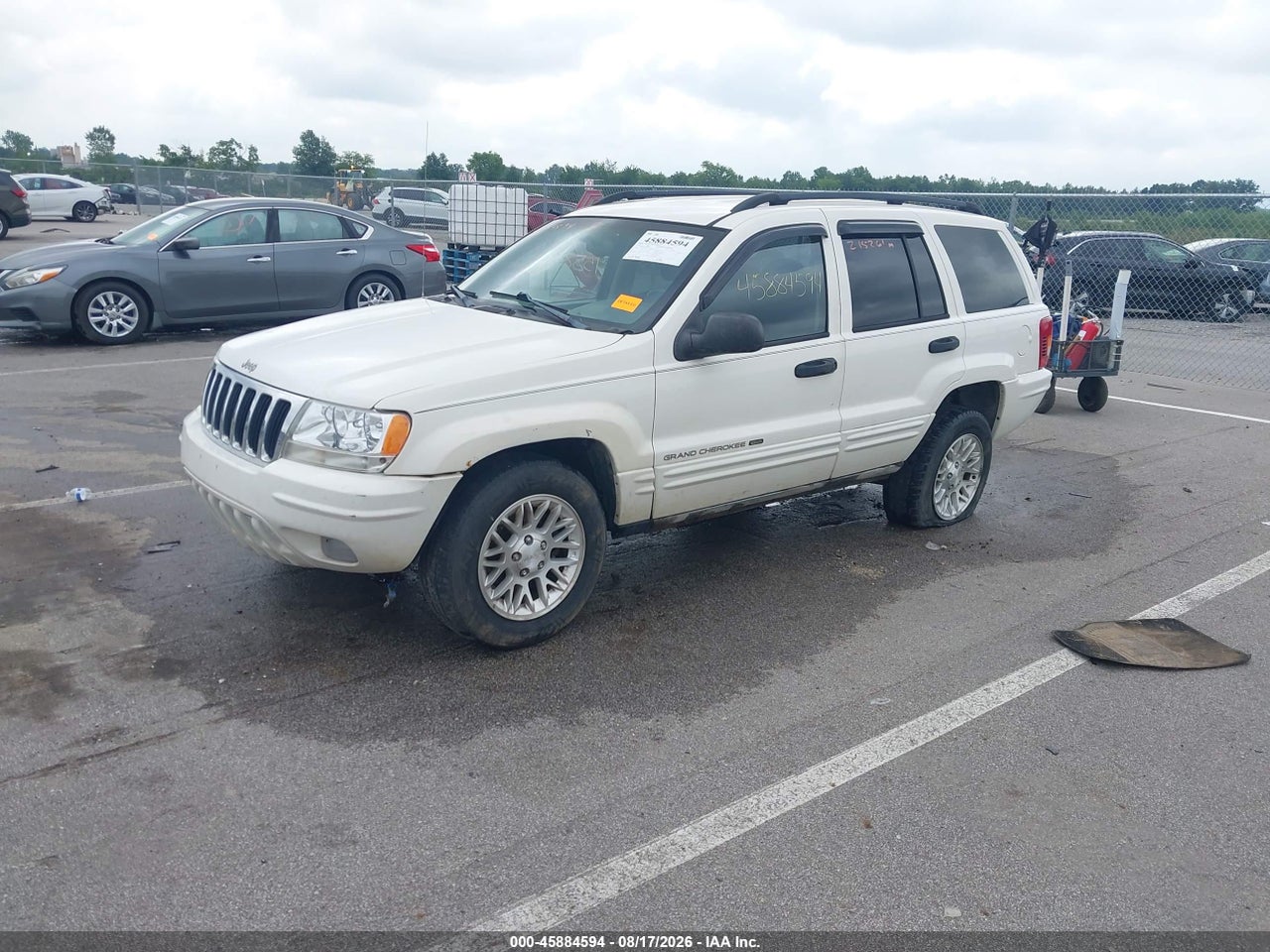 2002 JEEP GRAND CHEROKEE LAREDO · 2/11