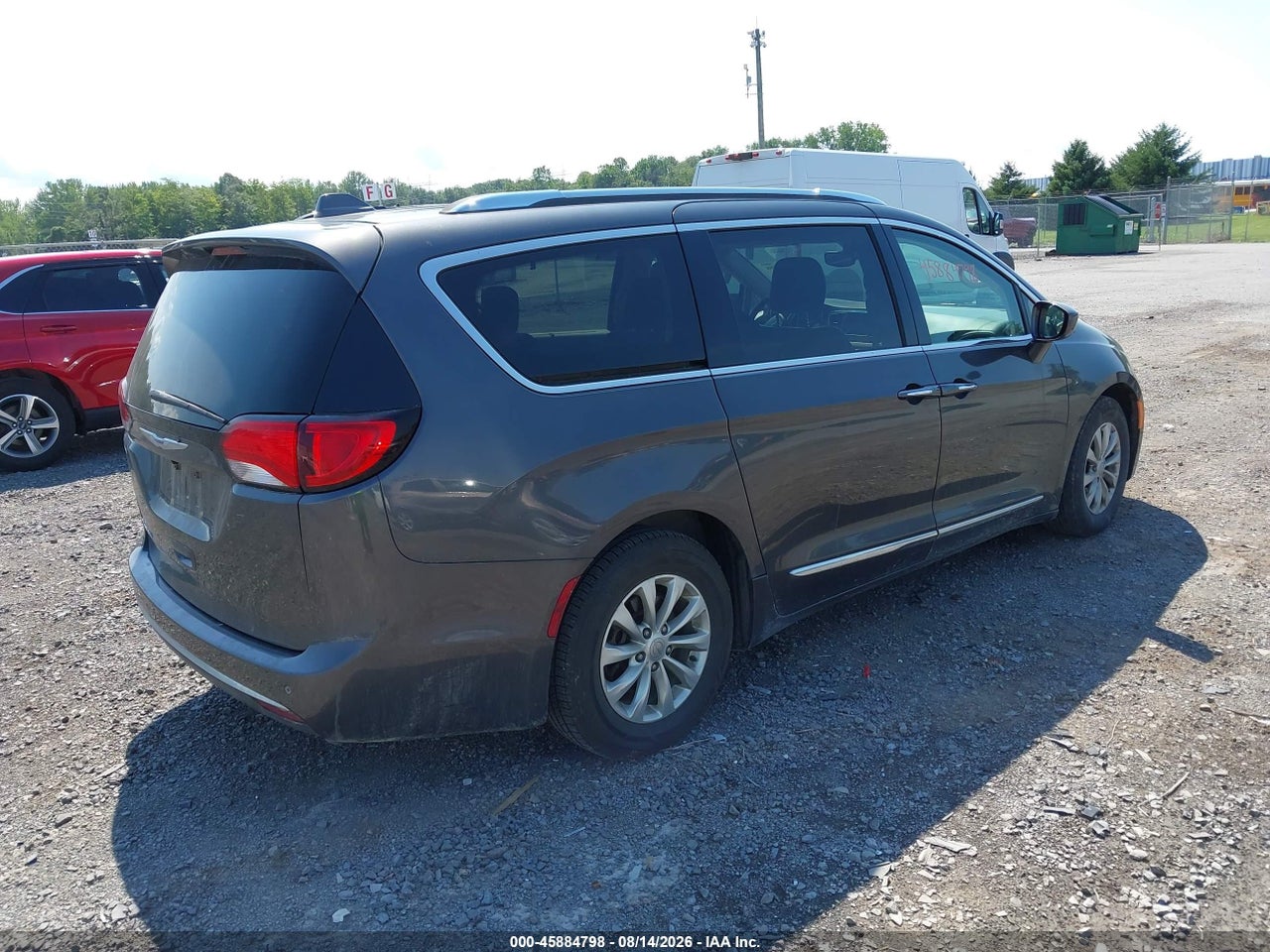 2018 CHRYSLER PACIFICA TOURING L · 4/11