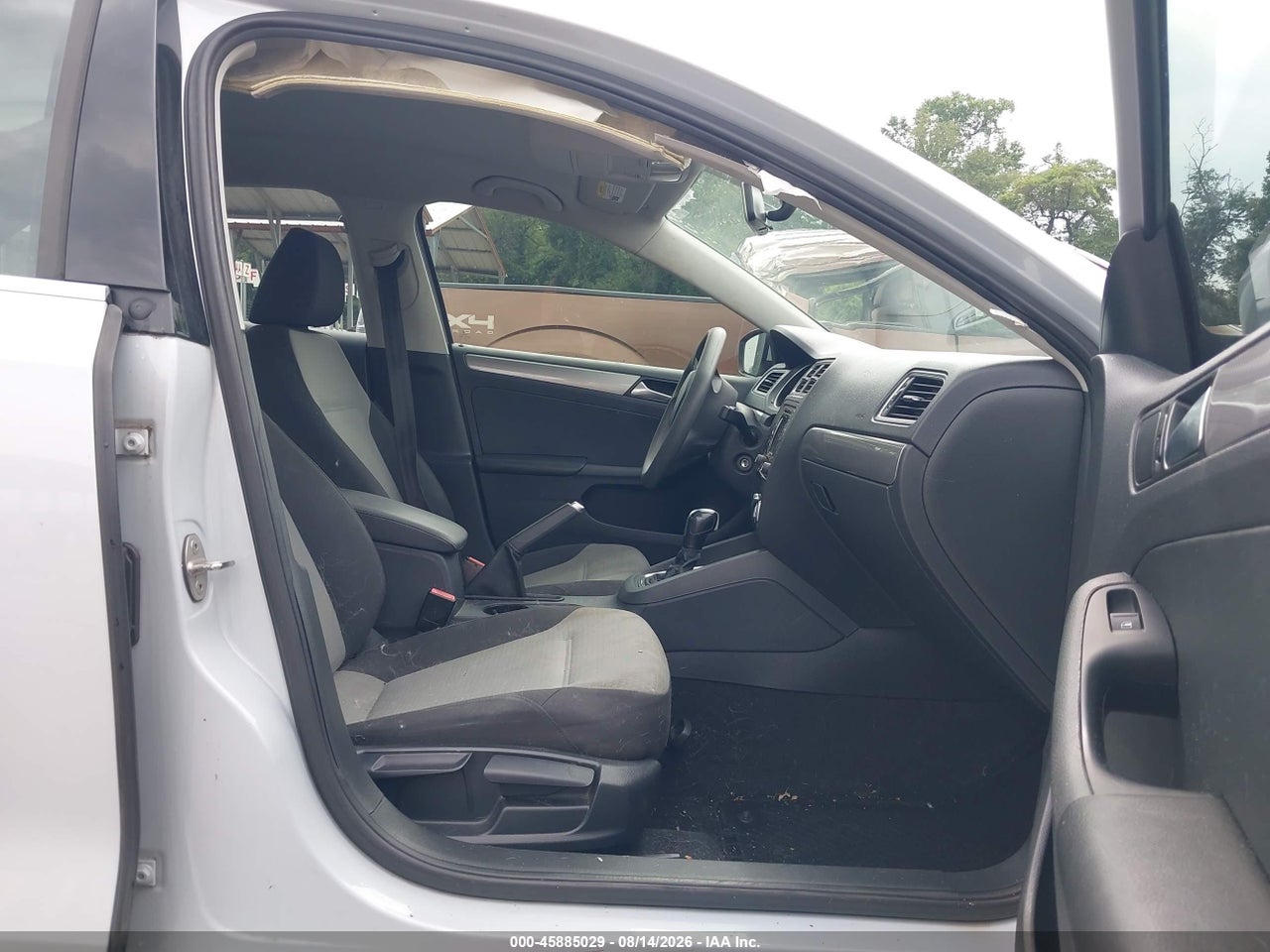 2017 VOLKSWAGEN JETTA 1.4T S · 5/11
