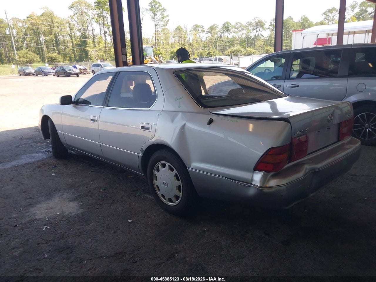 1996 LEXUS LS 400 · 3/11