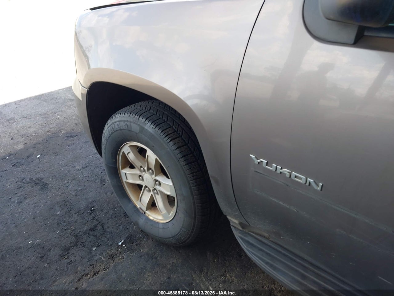 1GKS2CE05CR****** · 2012 GMC YUKON SLT · 6/11