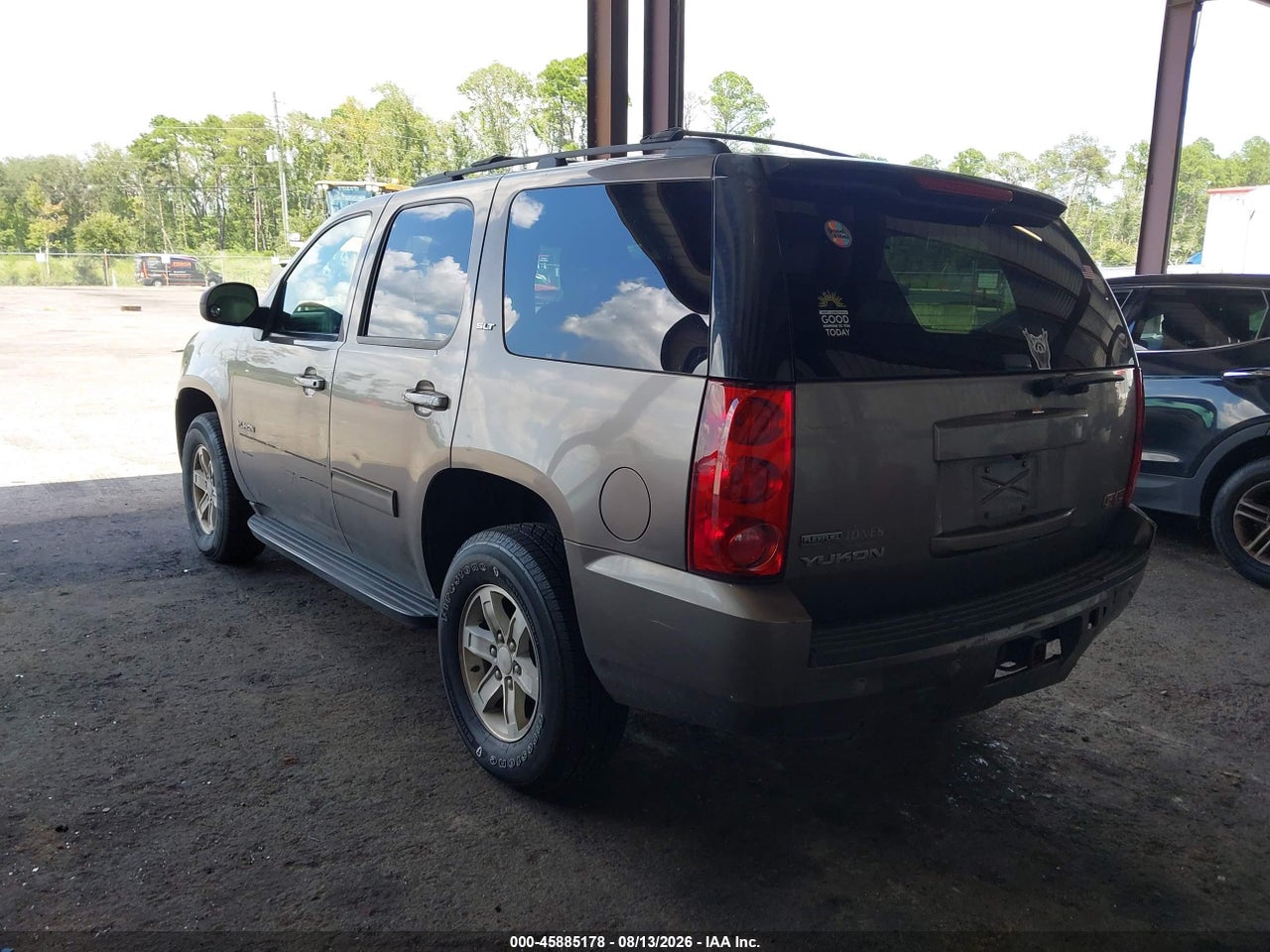1GKS2CE05CR****** · 2012 GMC YUKON SLT · 3/11