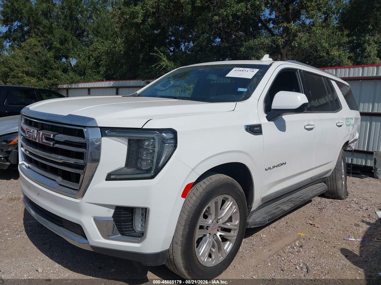 2021 GMC YUKON 4WD SLT · 2/11