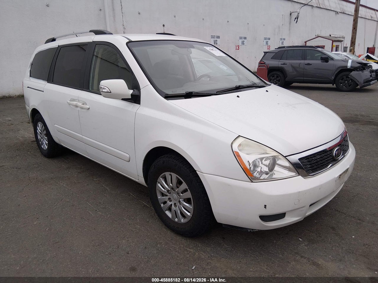 2012 KIA SEDONA LX