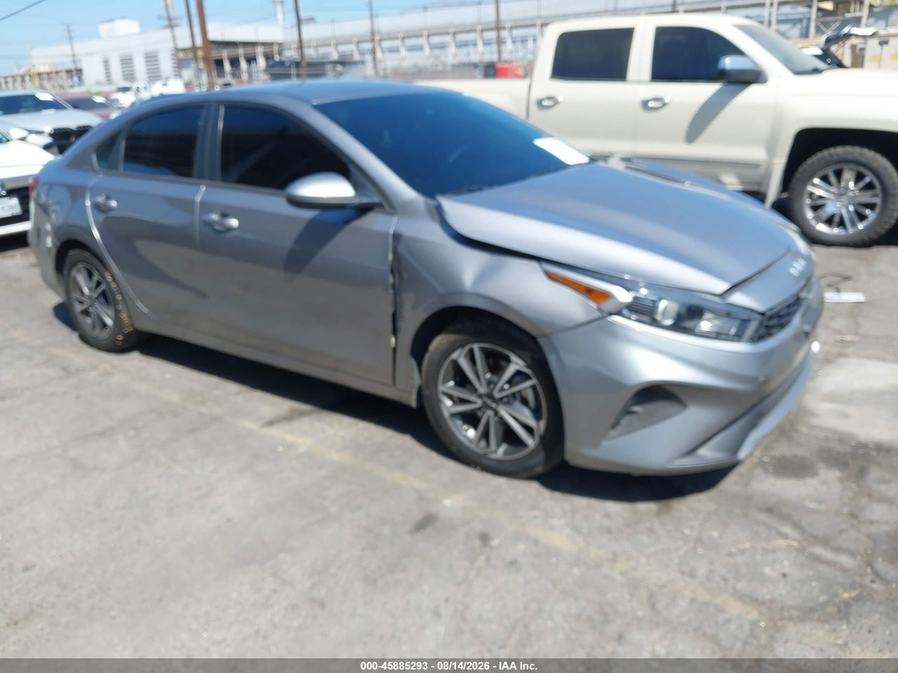 3KPF24AD8PE****** · 2023 KIA FORTE LXS