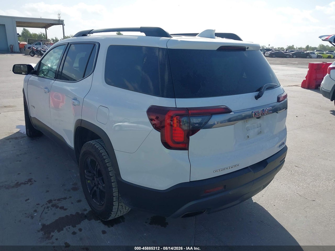 2022 GMC ACADIA AWD AT4 · 3/11