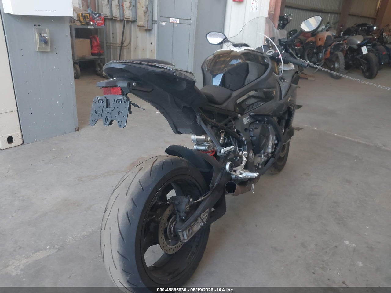 2026 BMW S 1000 RR · 4/11