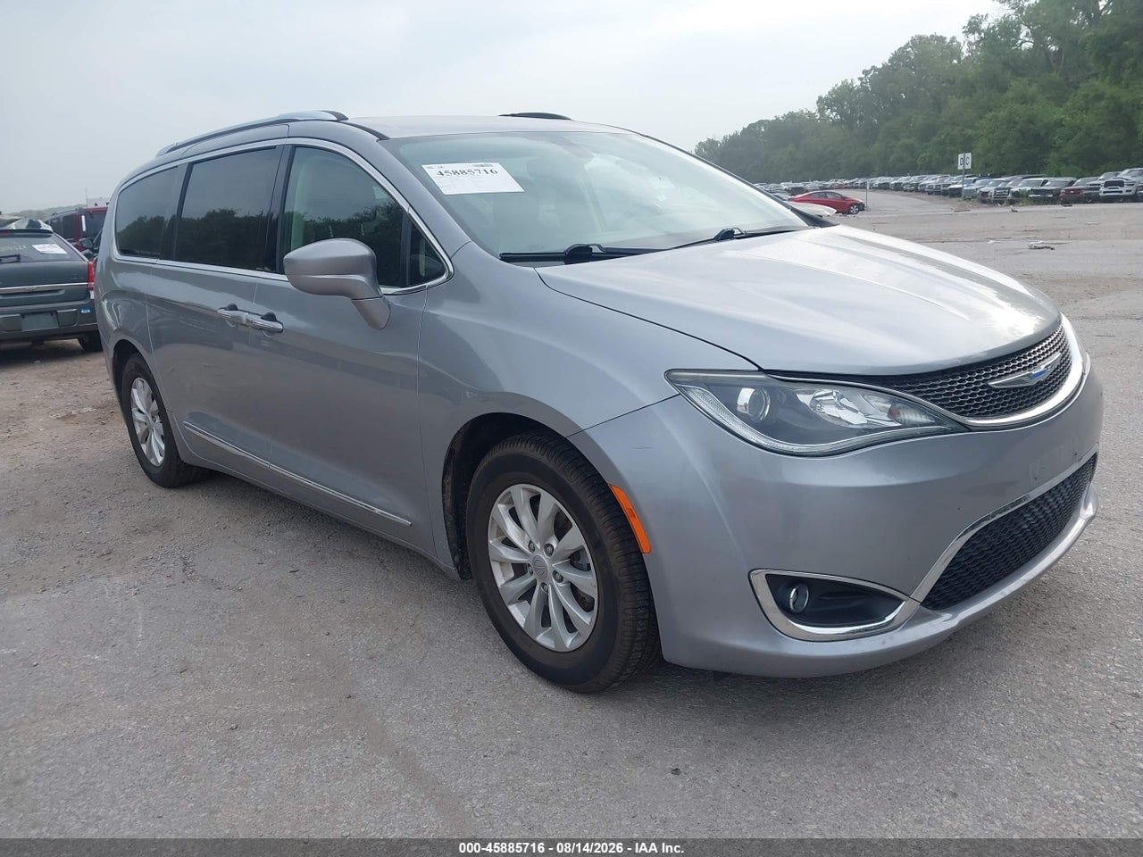 2C4RC1BGXJR****** · 2018 CHRYSLER PACIFICA TOURING L