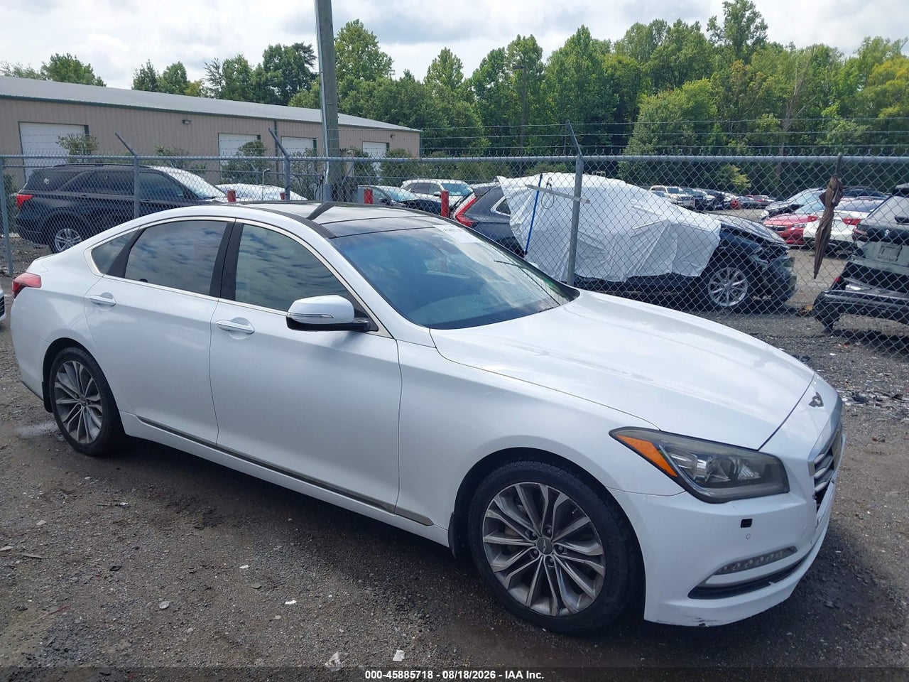 KMHGN4JE9GU****** · 2016 HYUNDAI GENESIS 3.8