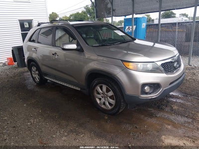 2013 KIA SORENTO LX V6