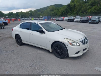 JN1CV6AR2FM****** · 2015 INFINITI Q40