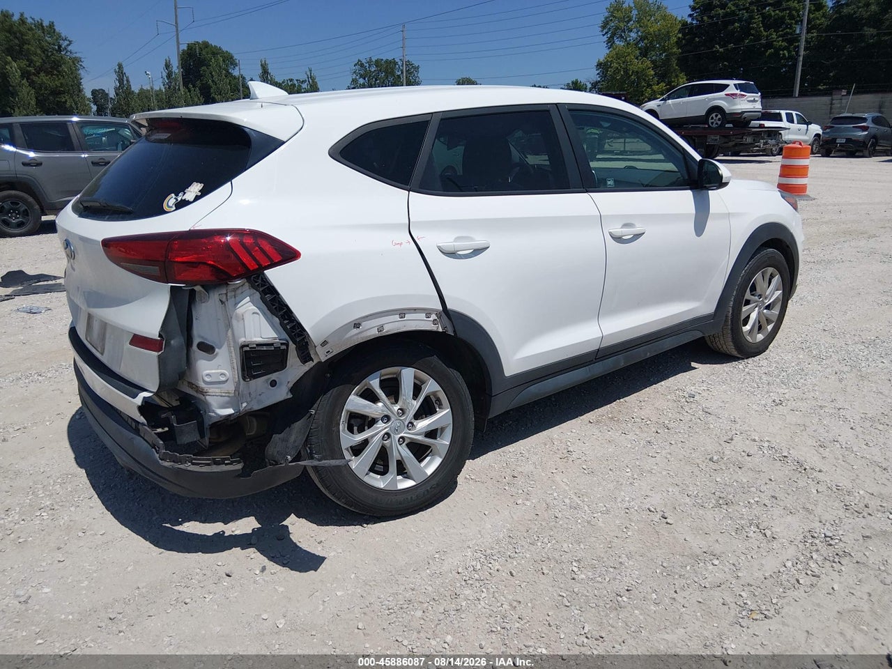 2019 HYUNDAI TUCSON SE · 4/11