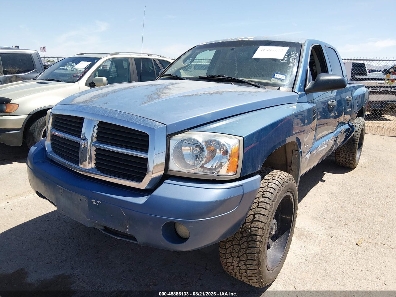 2006 DODGE DAKOTA SLT · 2/11