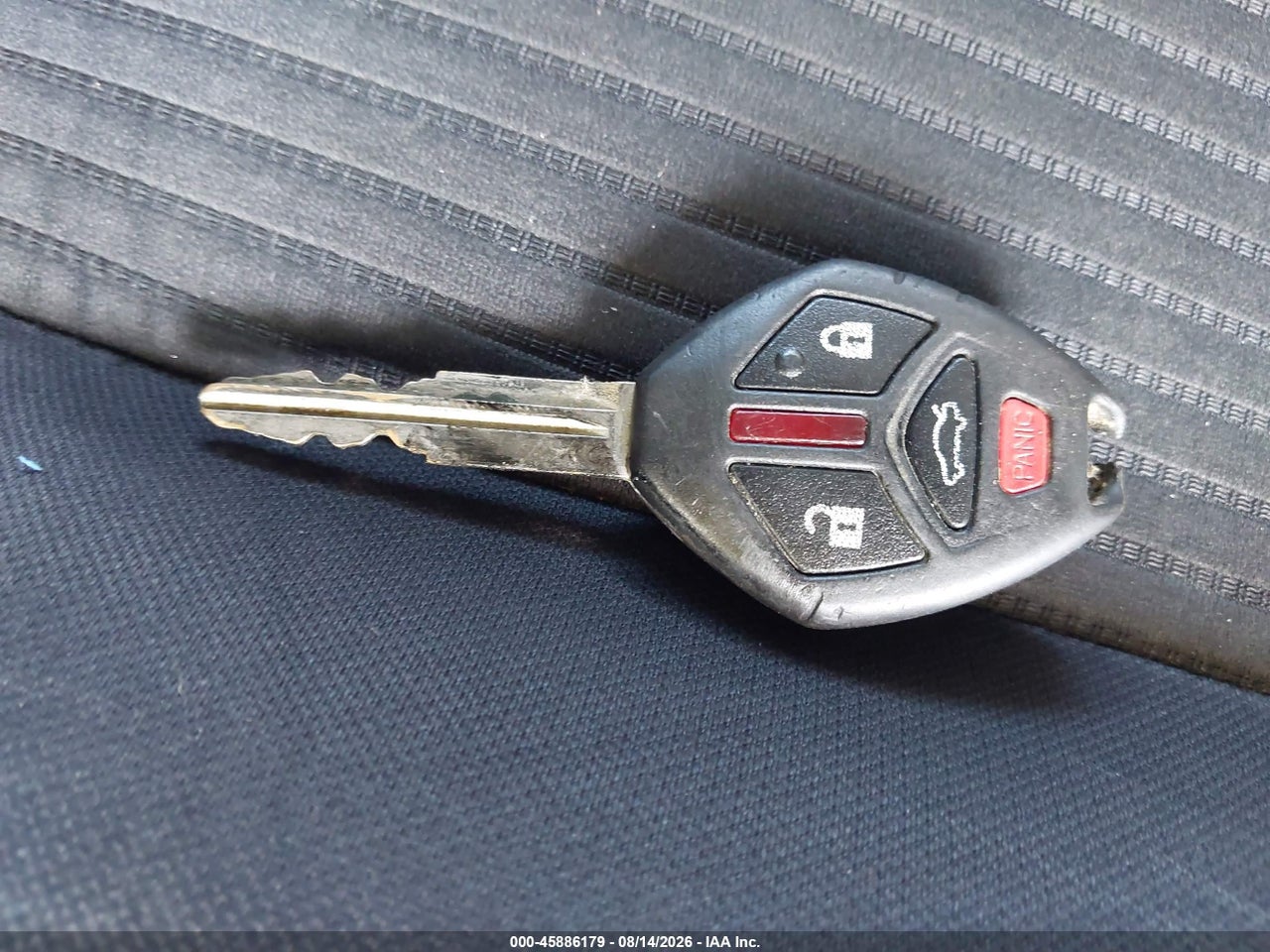 JA32V2FW1EU****** · 2014 MITSUBISHI LANCER SE · 11/11