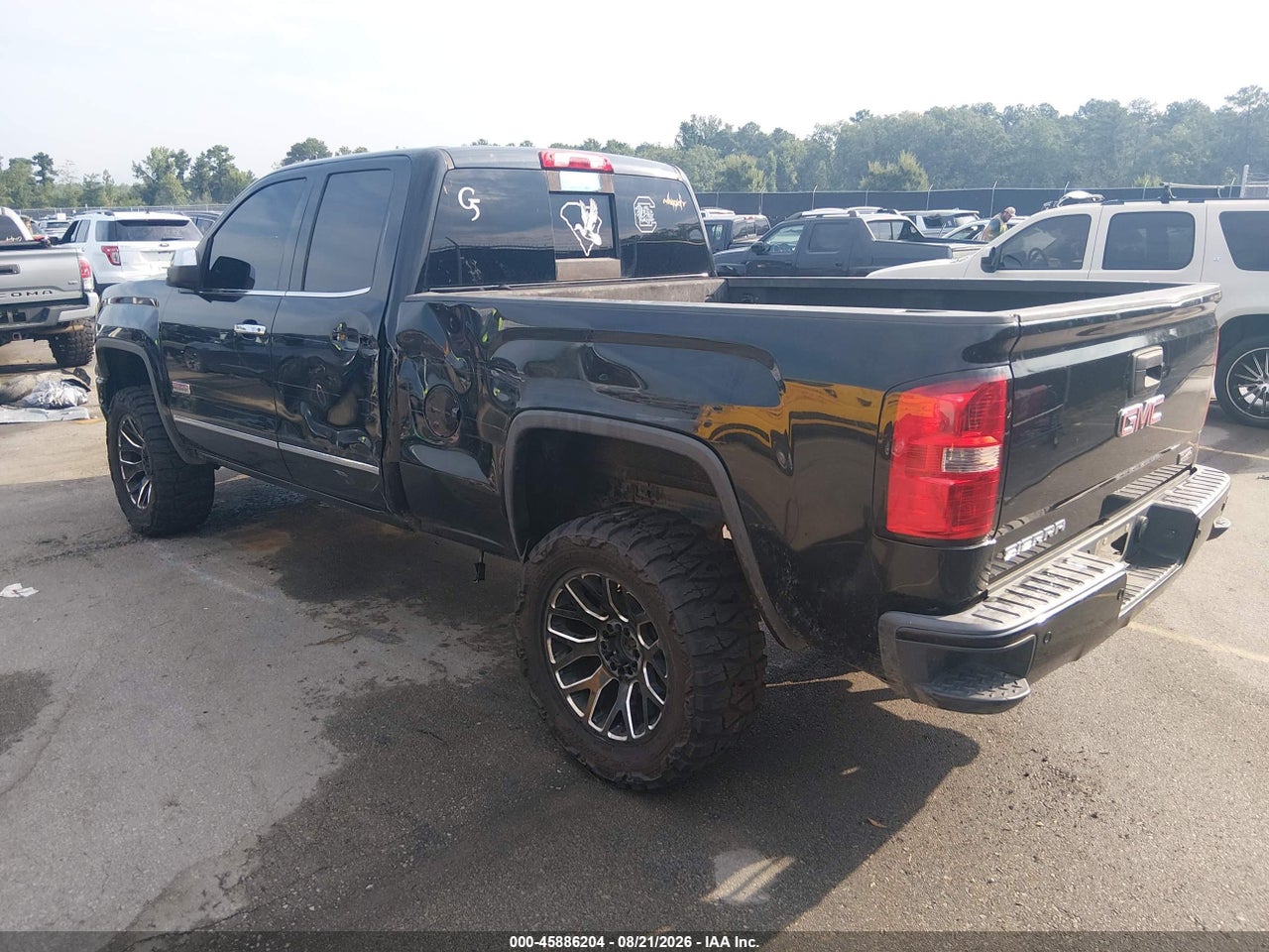1GTV2VEC8FZ****** · 2015 GMC SIERRA 1500 SLT · 3/11