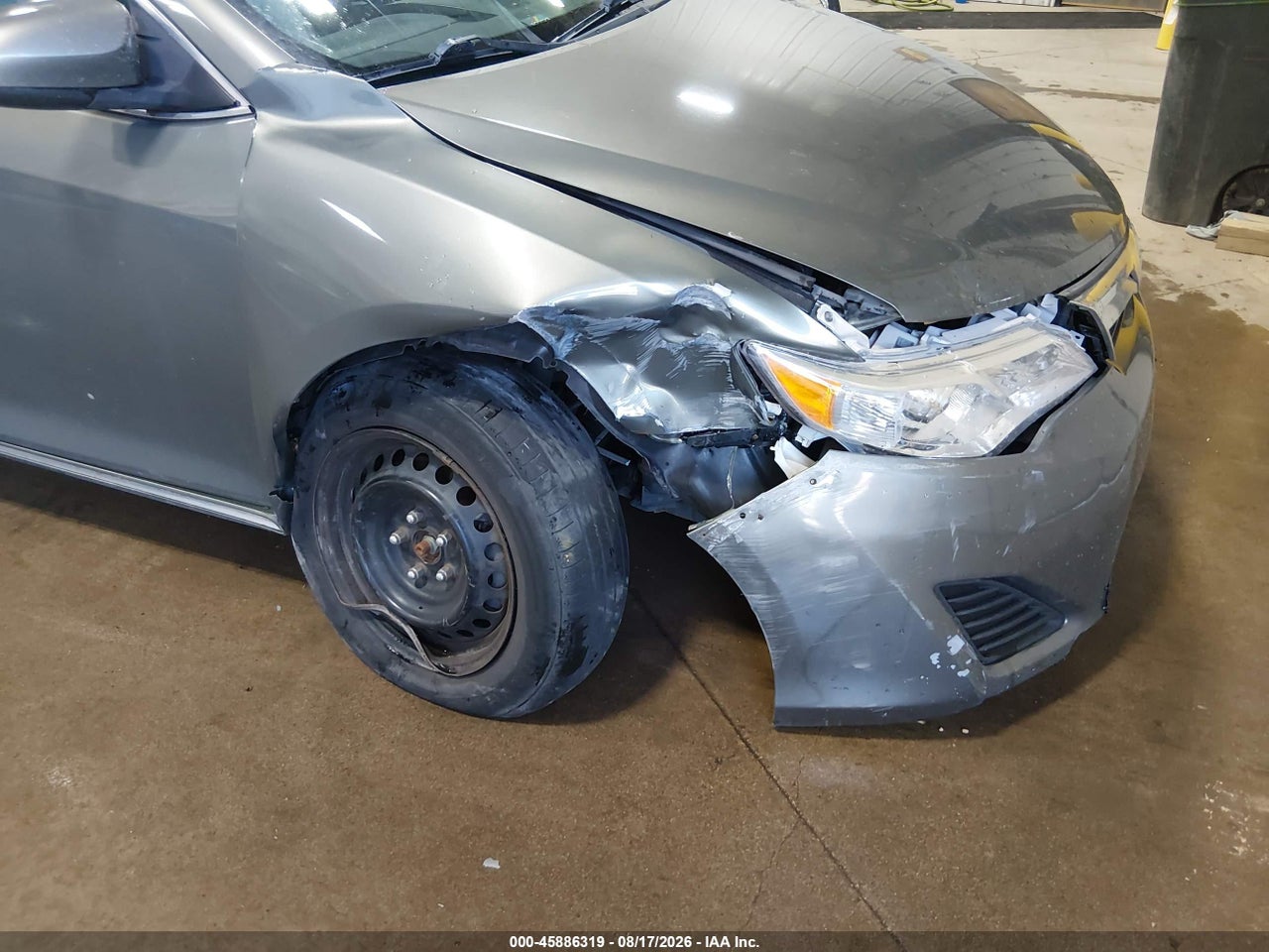 2014 TOYOTA CAMRY LE · 6/11