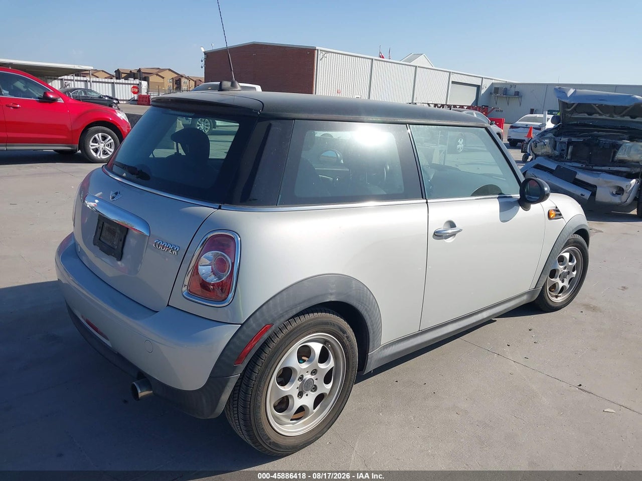 2012 MINI COOPER · 4/11