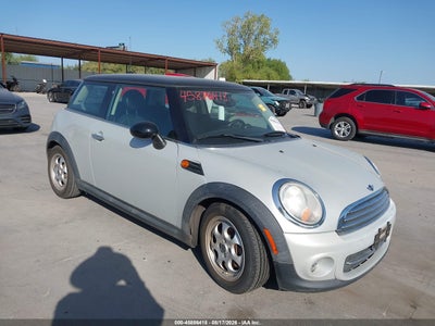 WMWSU3C55CT****** · 2012 MINI COOPER