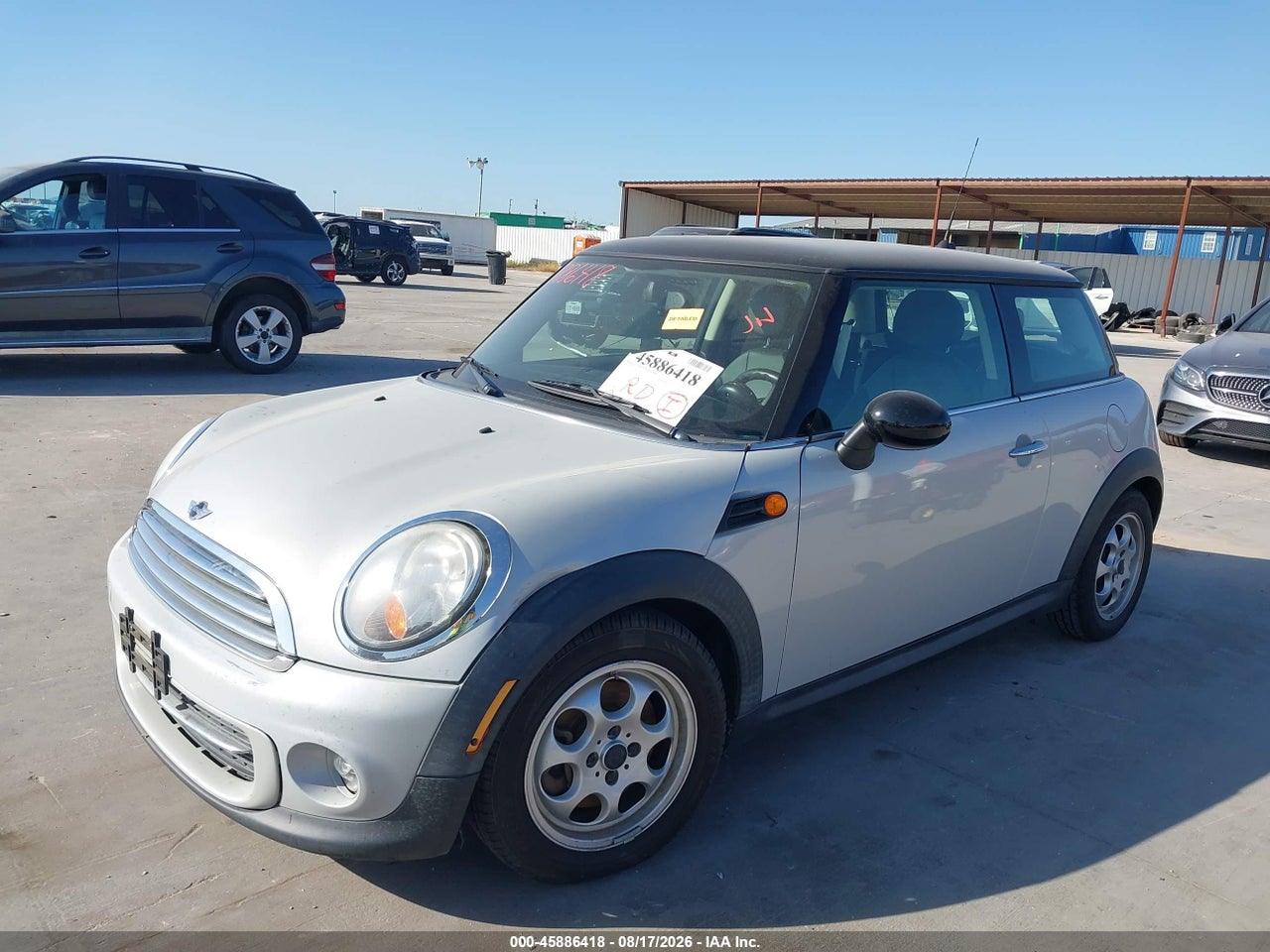 2012 MINI COOPER · 2/11