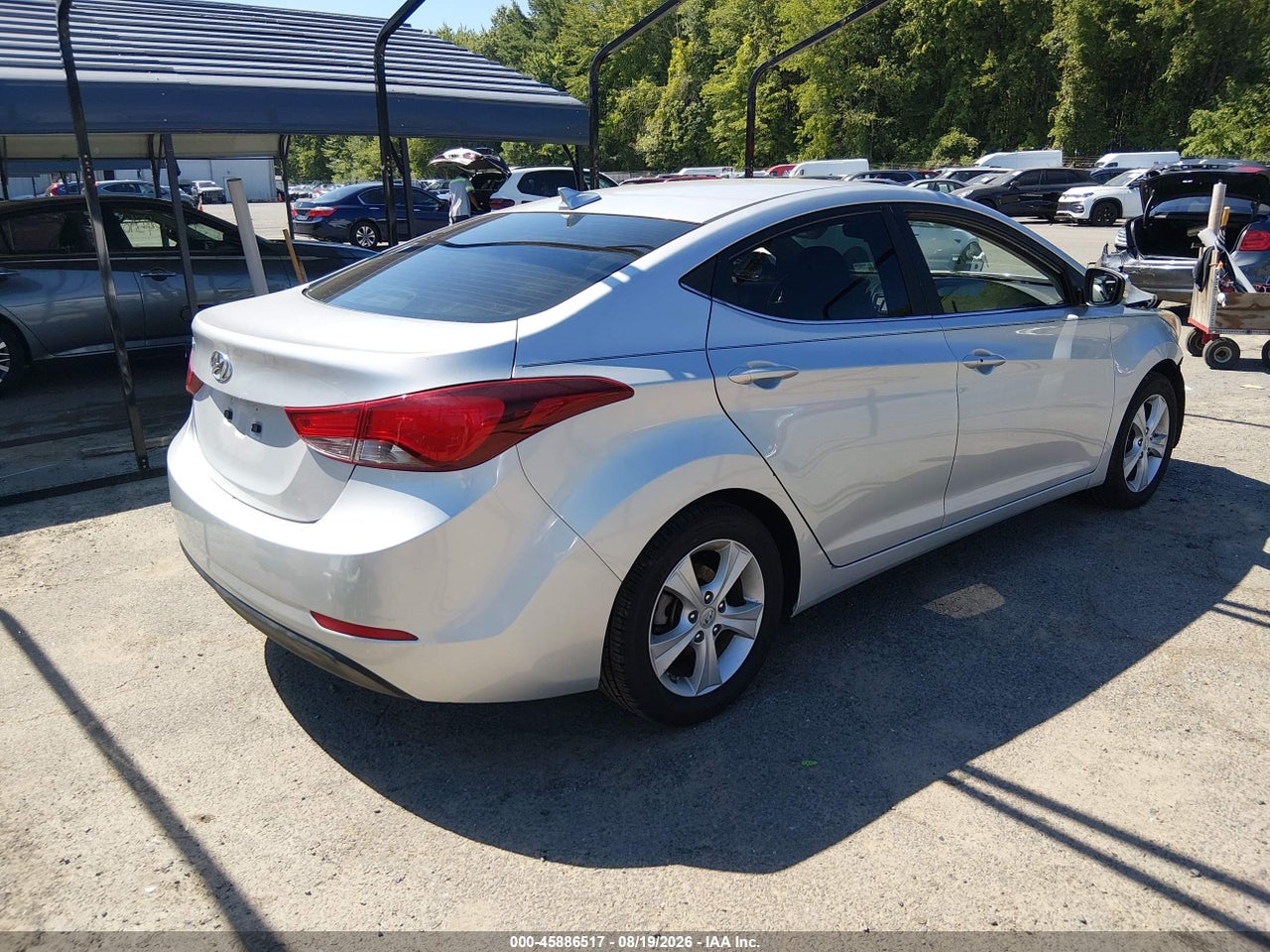 2016 HYUNDAI ELANTRA VALUE EDITION · 4/11