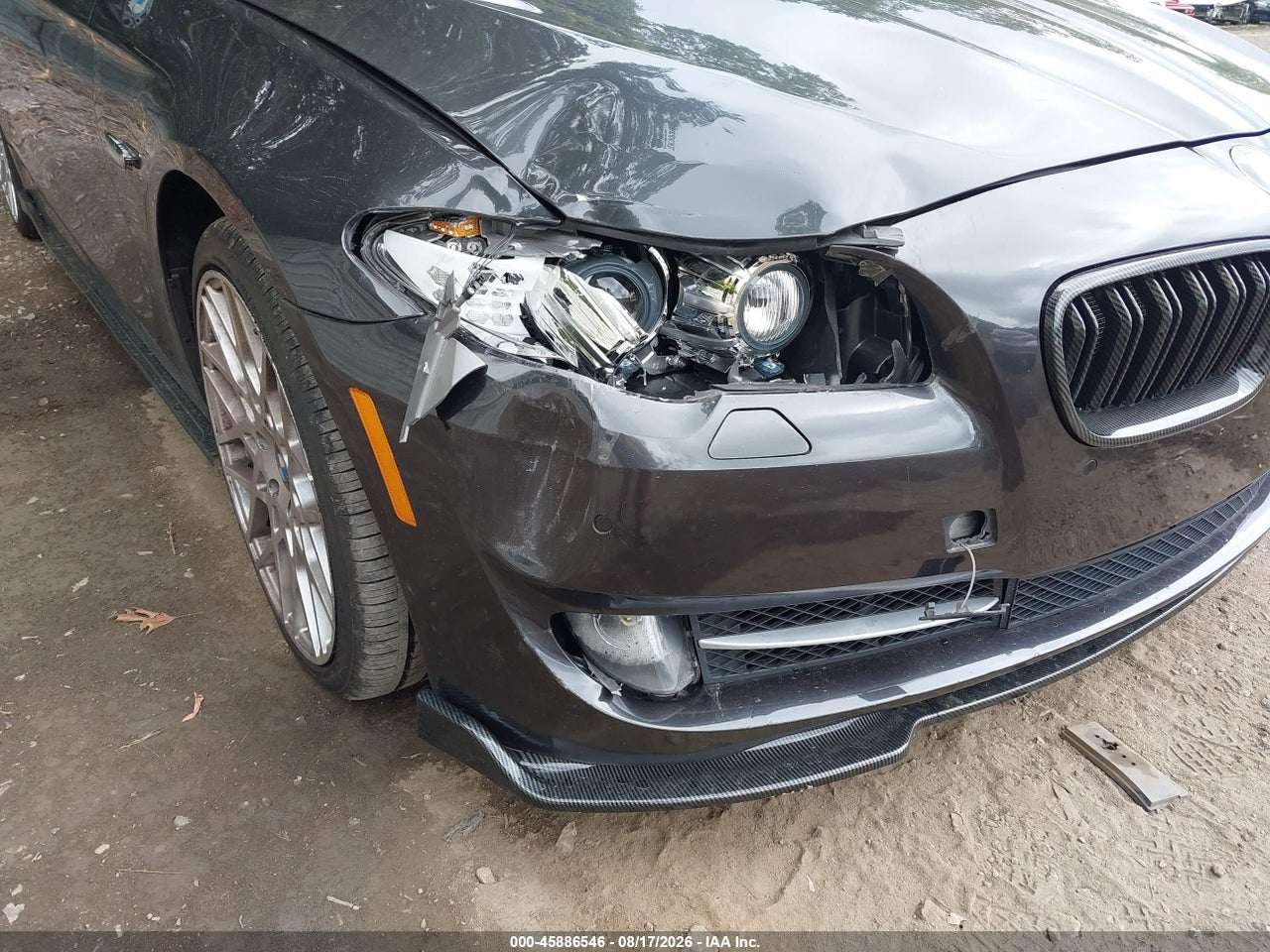 2013 BMW 528I XDRIVE · 6/11
