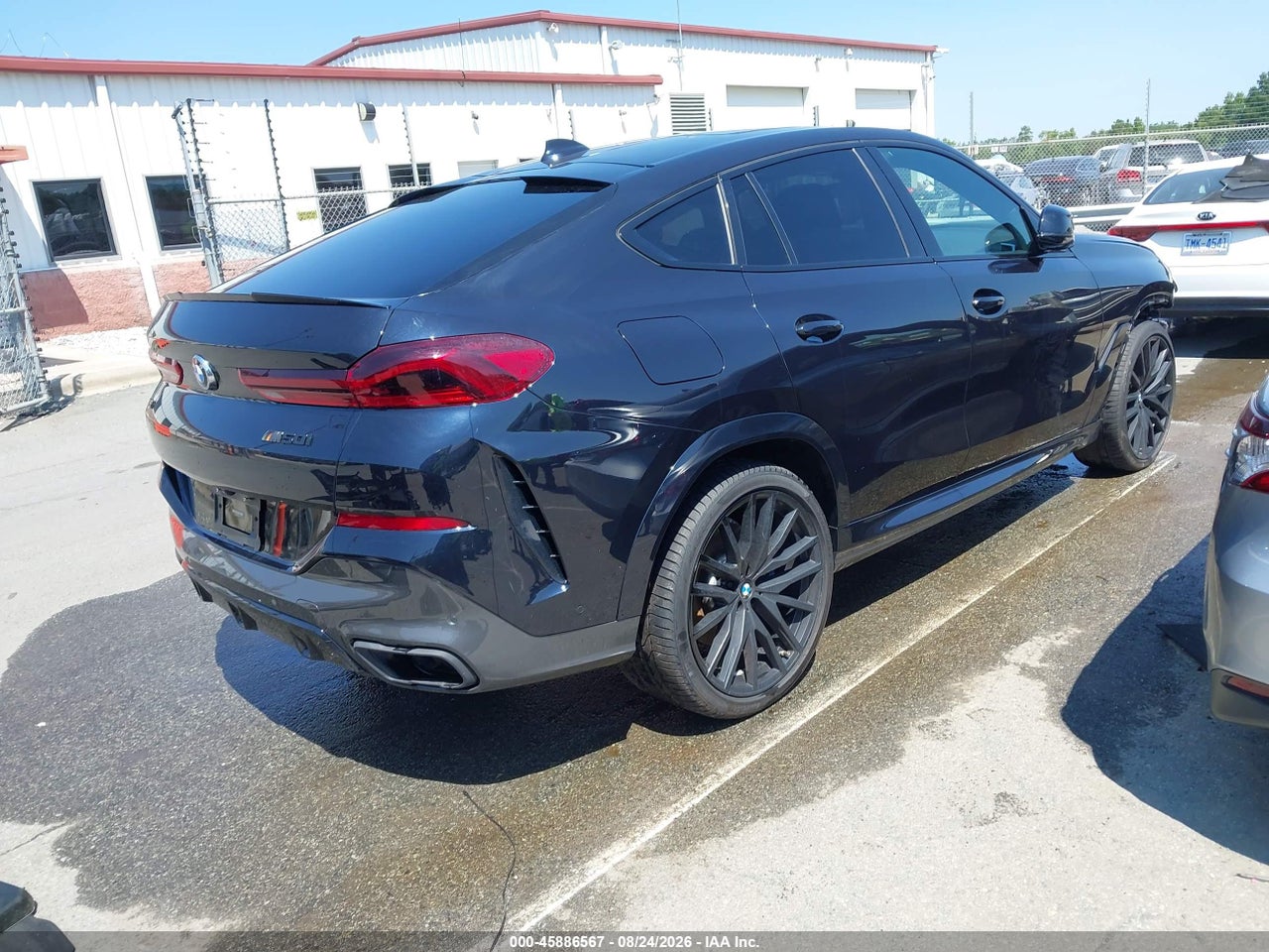 2020 BMW X6 M50I · 4/11