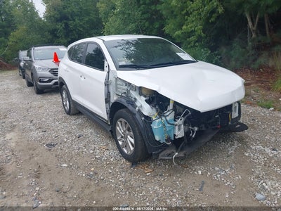 KM8J23A45HU****** · 2017 HYUNDAI TUCSON SE