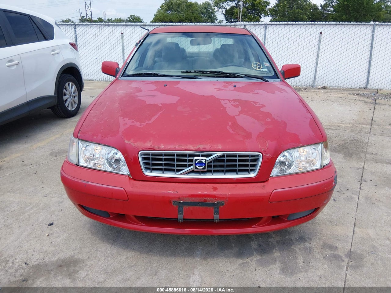 YV1VS27554F****** · 2004 VOLVO S40 A/LSE · 6/11