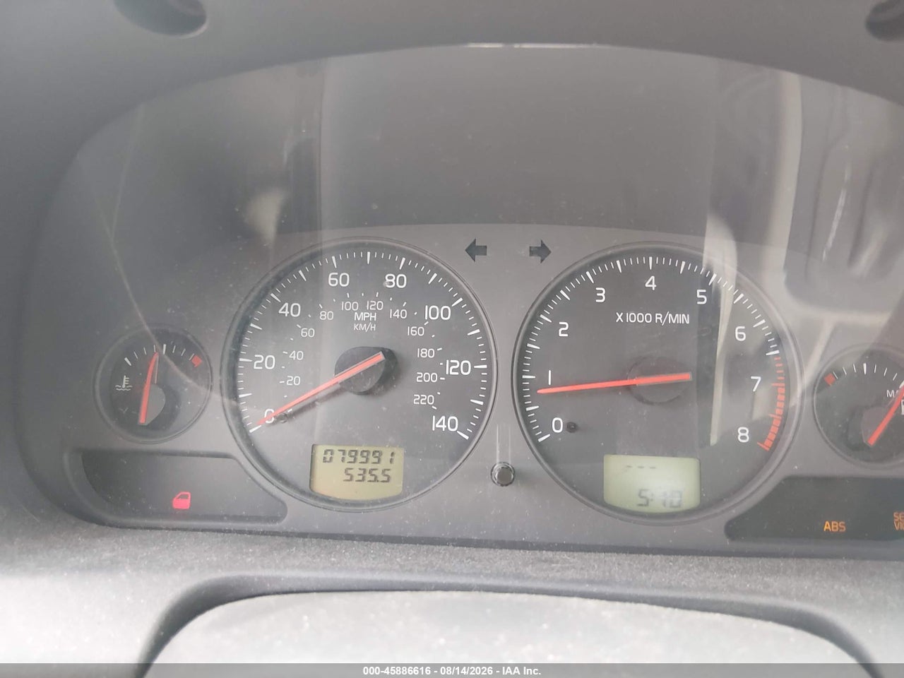 YV1VS27554F****** · 2004 VOLVO S40 A/LSE · 7/11