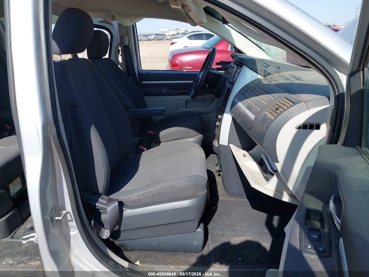 2008 DODGE GRAND CARAVAN SXT · 5/11