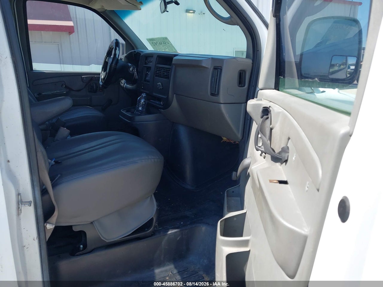 2006 CHEVROLET EXPRESS WORK VAN · 5/11