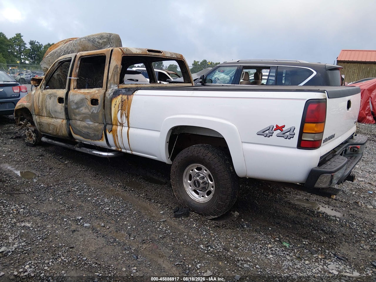 2004 GMC SIERRA 2500HD SLT · 3/10