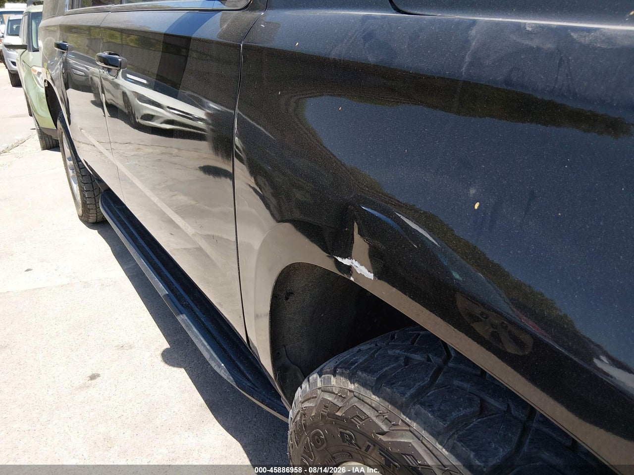 2019 CHEVROLET SUBURBAN LT · 6/11