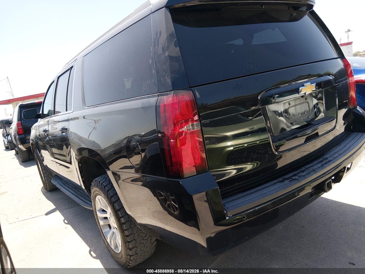 2019 CHEVROLET SUBURBAN LT · 3/11